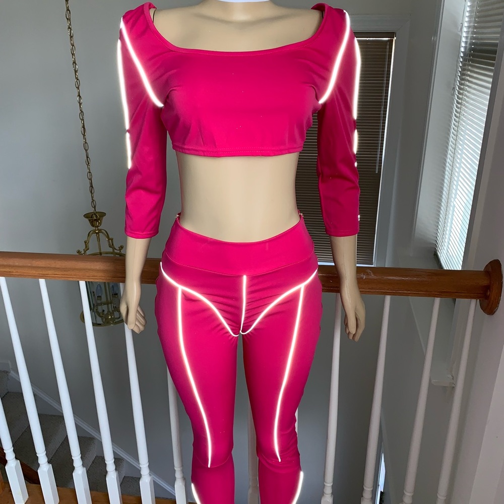 Pink glow in the light outfit